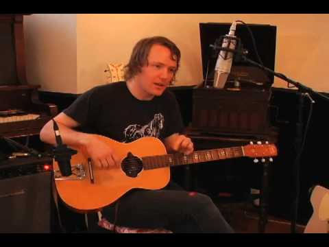 Luke Doucet - "Broken One" Guitar Lesson 1