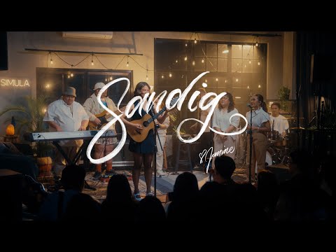 Janine - Sandig (Live Performance)