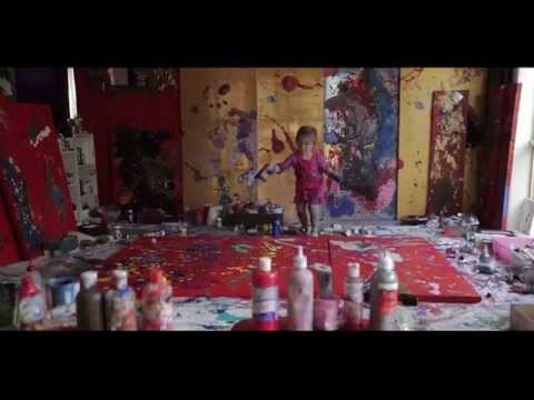 Documentary: Media coverage of Aelita Andre & live painting in front of 20,000 audience