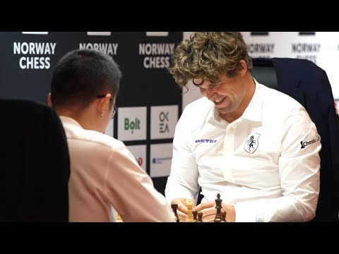 Magnus STARTS to LAUGH After BLUNDER vs. Wei Yi