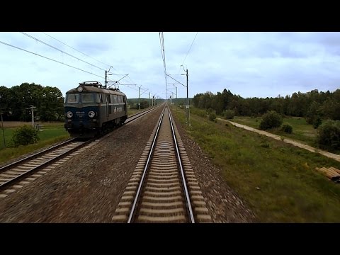 Odcinek CMK Grodzisk Mazowiecki - Zawiercie z tyłu pociągu EIC KLIMCZOK