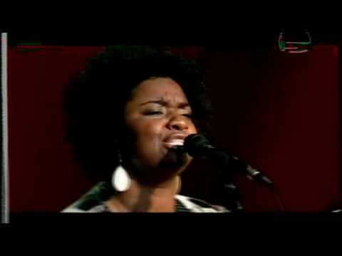 Ellen Oléria - Senzala (A Feira da Ceilândia) [TV Câmara]