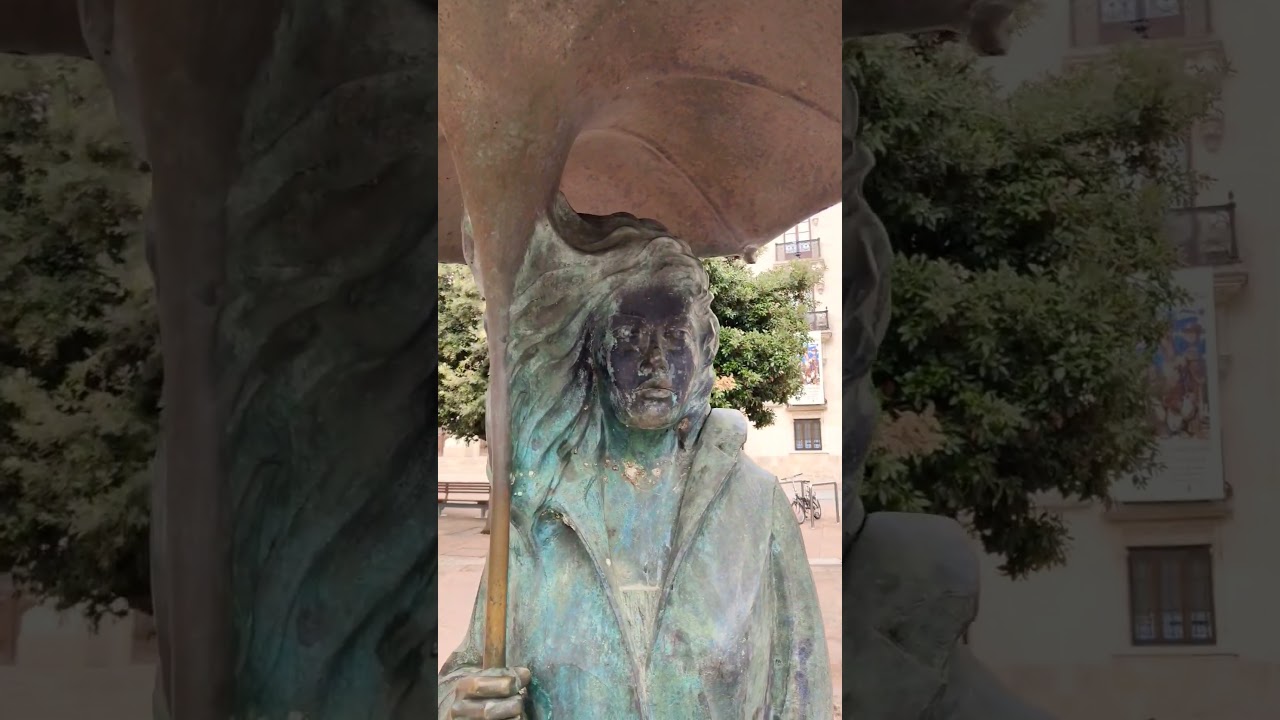 Mujer con Paraguas - Burgos