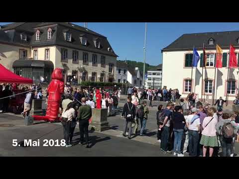 Enthüllung der Karl-Marx-Statue in Trier