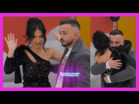 Hyn në shtëpi vëllai i Xhenetës, ajo plas në vaj sapo e sheh!