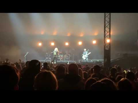 Kabát - Pakliže (Cirkus Kabát, Kladno 21.9.2021)