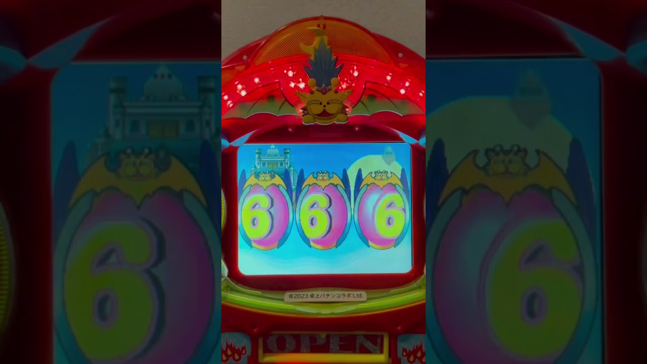 Shorts キャットジラ