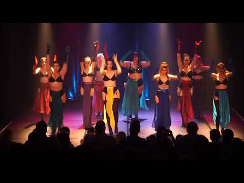 Neo Burlesque students perform Run The World - The Bombshell Burlesque Academy