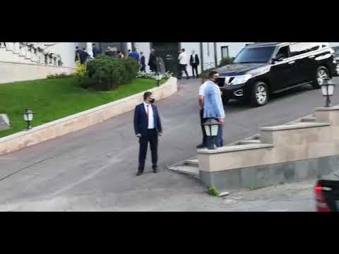 Արցախի ԱԱԾ տնօրենը հարսանիք է անում, Փաշինյանը, Արայիկ Հարությունյանը, Բակո Սահակյանը մասնակցում են