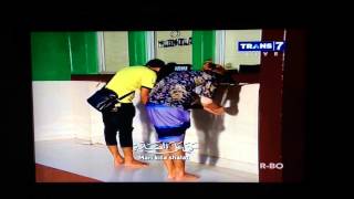 Download lagu Rayhan Filardhi Azhar - Adzan Magrib di OVJ Trans 7 tanggal 23 April 2014 mp3 Download lagu Rayhan Filardhi Azhar - Adzan Magrib di OVJ Trans 7 tanggal 23 April 2014 mp3