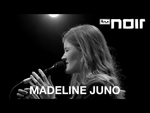 Madeline Juno – Normal Fühlen (live bei TV Noir)
