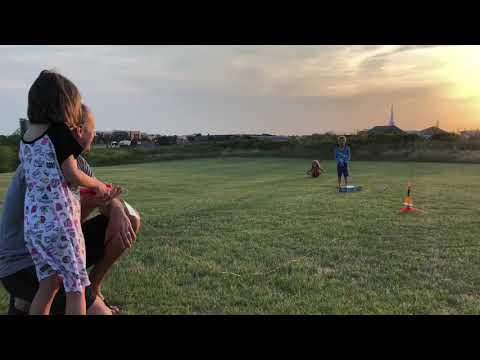 The Chapman Crew launch an Estes Alpha III Rocket