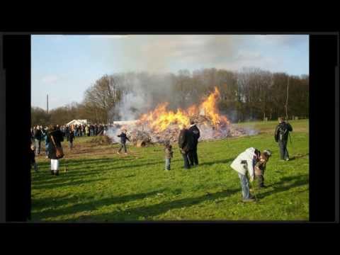 Osterfeuer in Brambauer 2012 im Mühlenbachtal