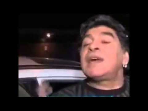 Maradona ubriaco risponde ai giornalisti con parole senza senso