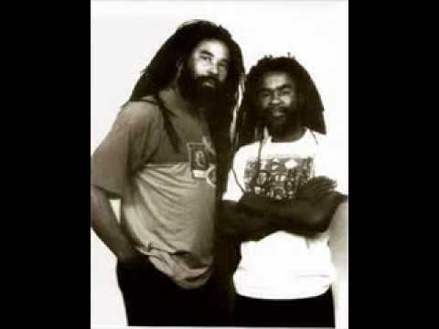 Kings music-Twinkle brothers-meet JAH SHAKA.wmv