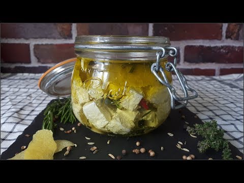 Feta marinée aux herbes et à l'huile #104