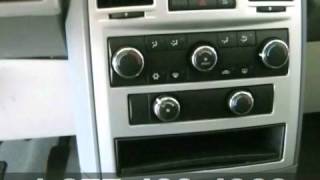 preview picture of video '2010 Chrysler Town & Country #96177 in Madison WI Sun - SOLD'