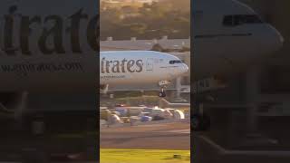 Emirates Dubai Flight ✈️ Status  Airplane What