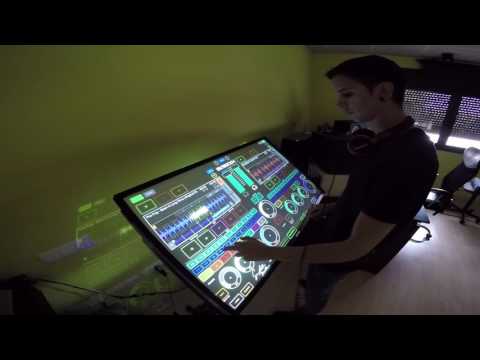 B-Room #002 BASEEK [Tactile Surface]