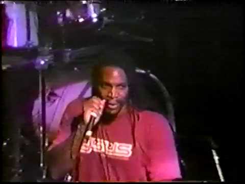 Sepultura - 1998-10-02 - San Francisco, CA - Maritime Hall (Feat. Mike Patton)
