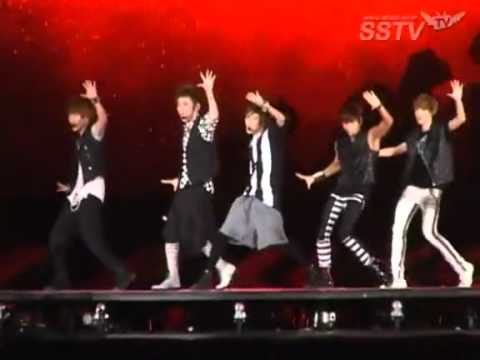 [12.08.18] SHINee (샤이니) with EXO-M's Luhan  "LUCIFER" @ SM Town in Seoul III