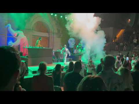 2021.08.28 // Vanilla Ice (live) // Clips Medley // Mountain Winery // Saratoga, CA