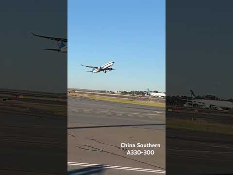China Southern A330-300 partindo para Shenzhen