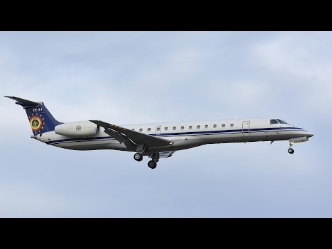 Belgian Air Force Embraer 145 landing runway 14 at ZRH (with live ATC/WEF 2018)