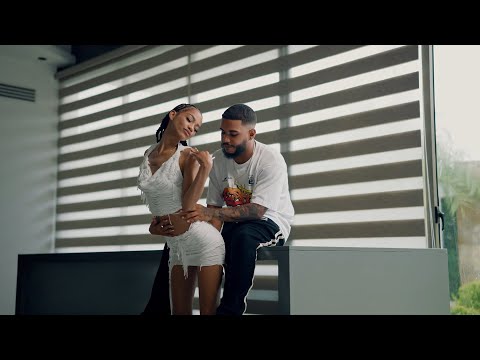 Loanyi Mas Flow, Geraldg - Curiosa ( Video Oficial ) Dir. By Christopher Blanco