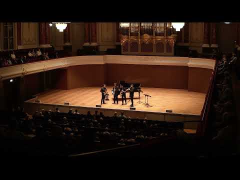 Anastasia Voltchok & Signum