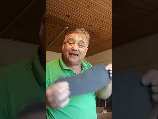 Vídeo relacionado con Roffatide Anime Zapatos Masculinos Fuzzy con Dedos Cerrados y Espalda Abierta de Espuma, Talla Individual Goma Suelas para Hombres y Mujeres