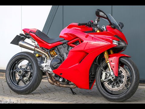 2019 Ducati SUPERSPORT S WITH FULL AKRAPROVIC SYSTEM 