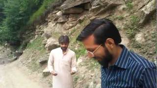 preview picture of video 'Neelam Valley ;  friends enjoy , kel to taobut road ; ,,  by Asif Mughal'