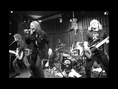 Leaf Hound - Freelance Fiend (2012)