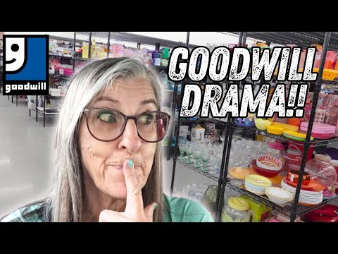 Thrift With Me at GOODWILL Grand Opening in Las Vegas | What's the DRAMA with the Niche Lady?!