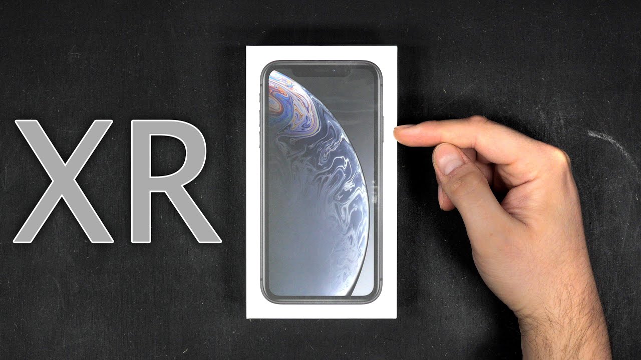 iPhone XR 2020 - Unboxing & Setup