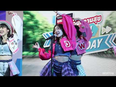 [FANCAM] 201122 Jennis BNK48 - Heavy Rotation @ Toyota Central Ladprao
