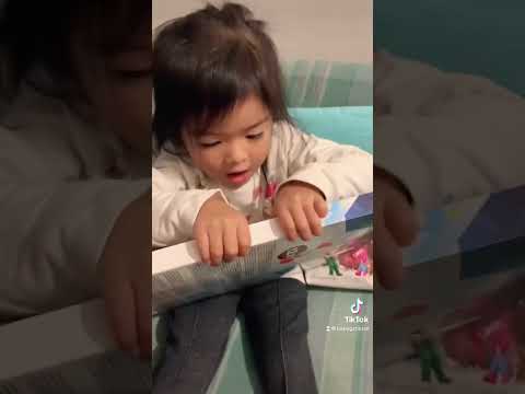 #toddlerlife #toddlers #tiktokvideo #kinder #christmas2022 #chocolate #3yearsold