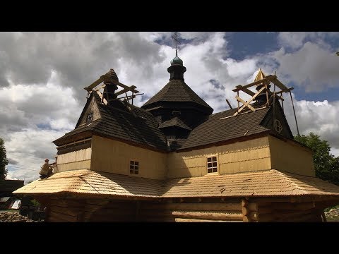 Як ремонтують Благовіщенську церкву в Коломиї. ВІДЕО