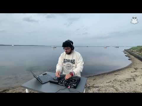 DUCHU is mixing Tech House (Shouse, Martin Solveig, James Hype)