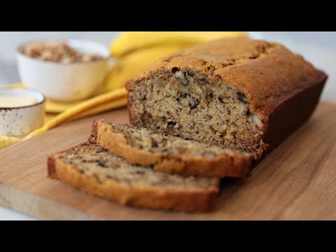 The PERFECT Banana Bread Recipe - Baking Basics
