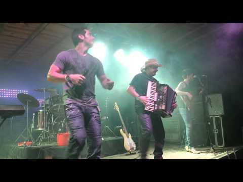 No Barulho do Meu Relho - Banda Kzarão