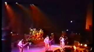 Big Country - &#39;Remembrance Day&#39; &amp; &#39;I Walk The Hill&#39; - Edinburgh Playhouse, 1986