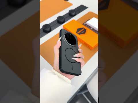 Xiaomi 17 Ultra Unboxing & Hands-On | Beast Camera Phone? best flagship phone case #xiaomi17ultra