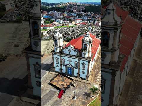 Imagens aéreas da Matriz de Nossa Senhora da Assunção (Boa Morte), em Barbacena/MG