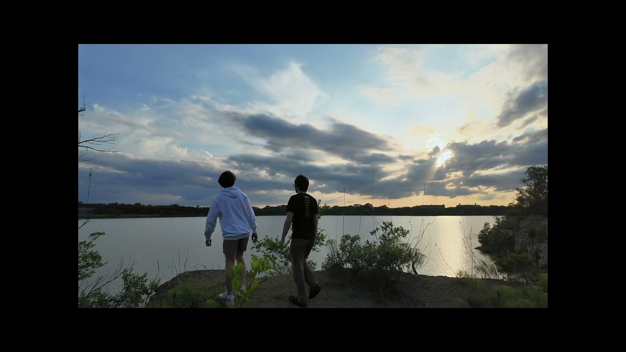 Trailer thumbnail
