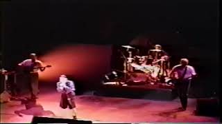 10000 Maniacs - Poison In The Well (New Haven &#39;89)