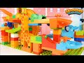 Let's build a fun marble maze with building blocks!