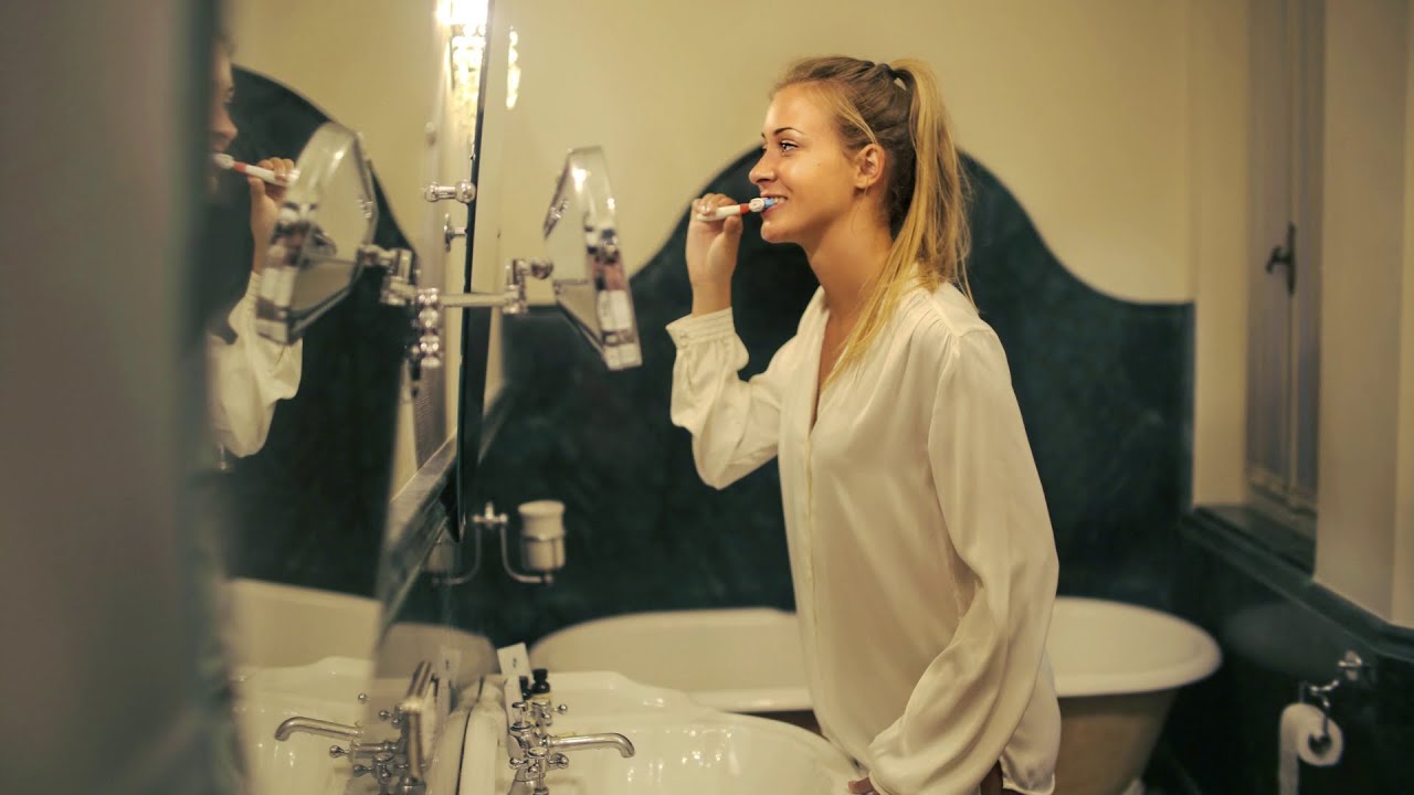 6 Common Cosmetic Dental Procedures Explained