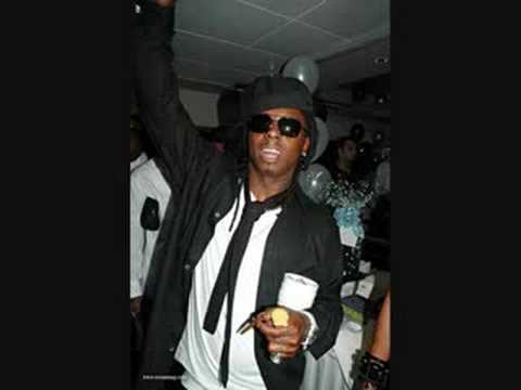 Lil Wayne - Still Standing  [Feat. Junior Reid]